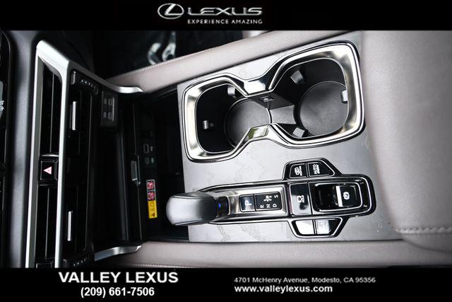 2024 Lexus RX 450h+ Luxury
