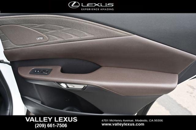 2024 Lexus RX 450h+ Luxury