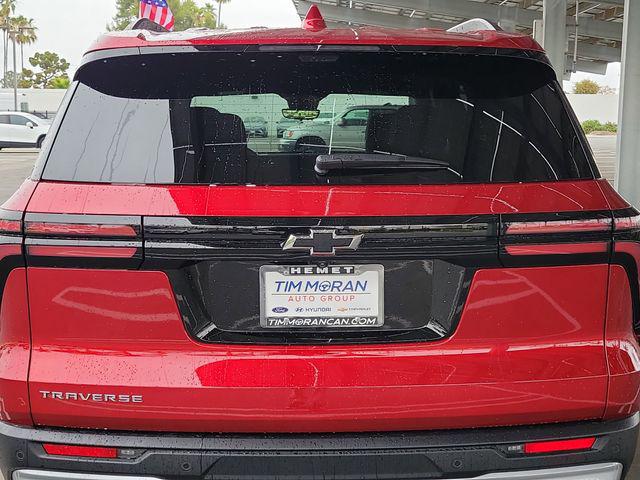 2026 Chevrolet Traverse FWD LT