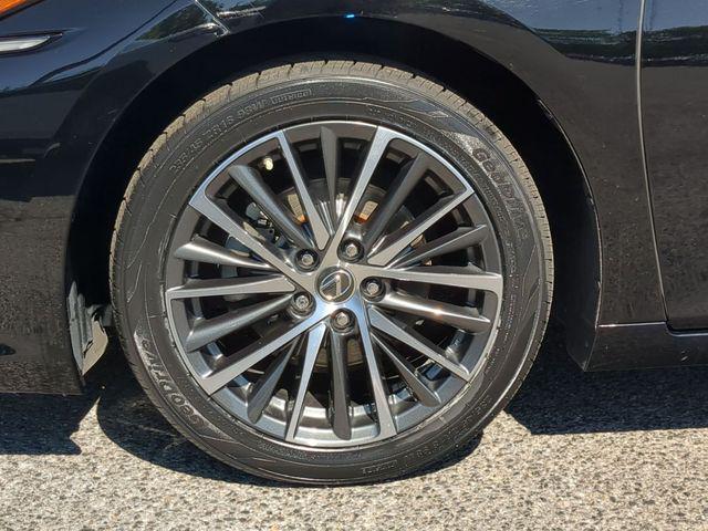 2023 Lexus ES 300h 300h