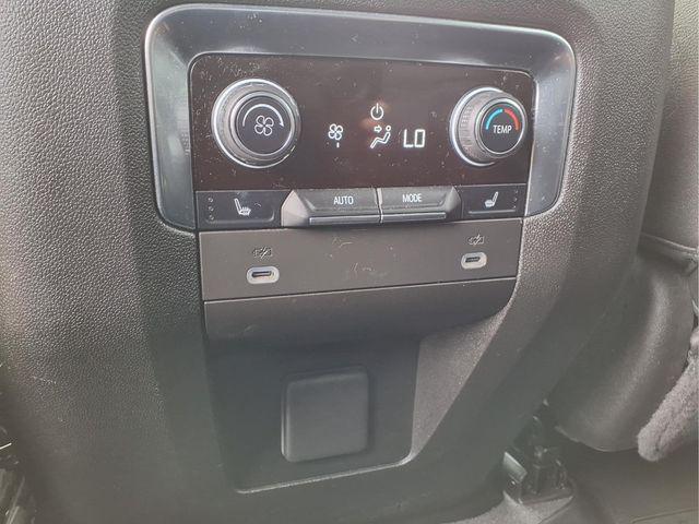 2022 Chevrolet Tahoe 4WD RST