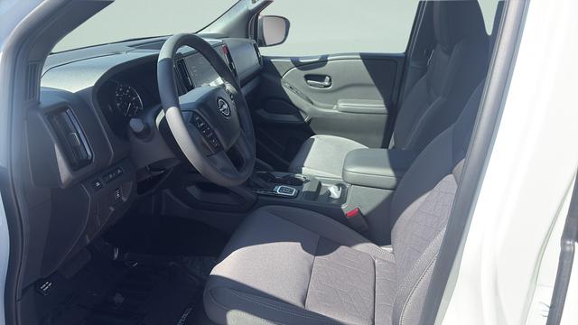 2026 Nissan Frontier Crew Cab Long Bed SV 4x4