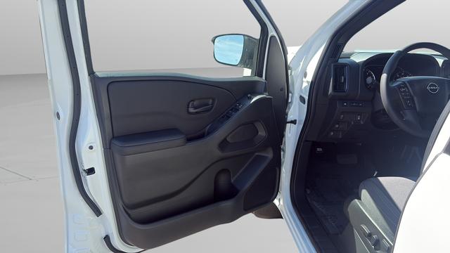 2026 Nissan Frontier Crew Cab Long Bed SV 4x4