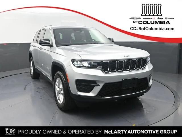 2026 Jeep Grand Cherokee GRAND CHEROKEE LAREDO X 4X4