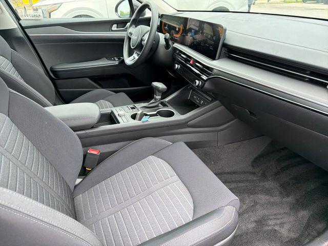 2026 Kia K5 LXS FWD