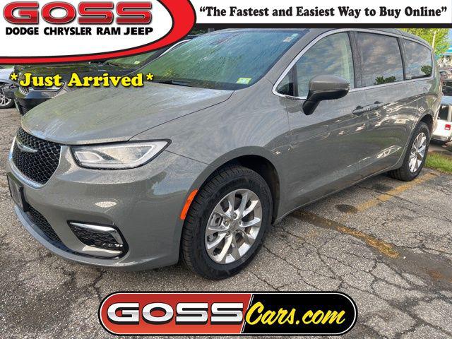 2023 Chrysler Pacifica Touring L AWD for sale in South Burlington, VT