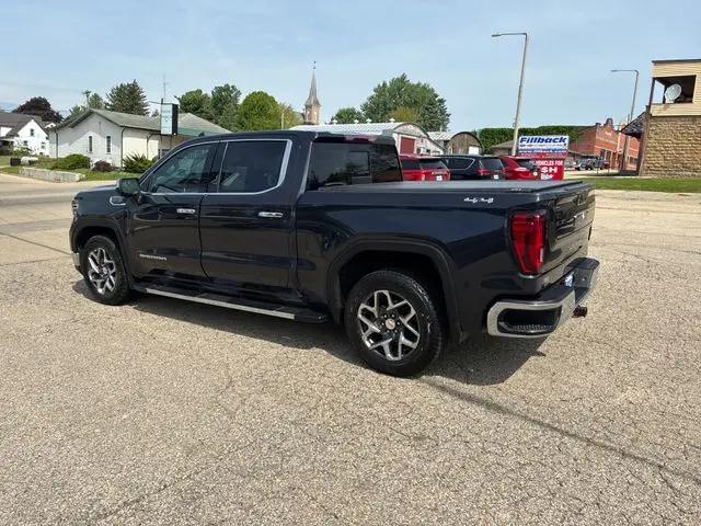 2022 GMC Sierra 1500 4WD Crew Cab Short Box SLT