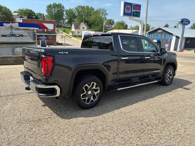 2022 GMC Sierra 1500 4WD Crew Cab Short Box SLT