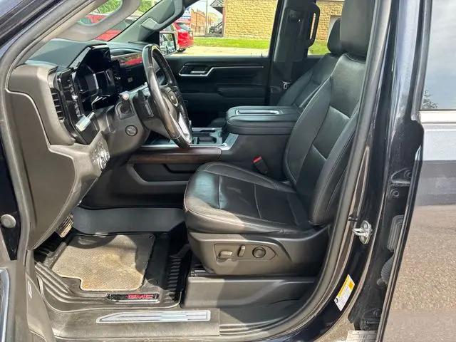 2022 GMC Sierra 1500 4WD Crew Cab Short Box SLT