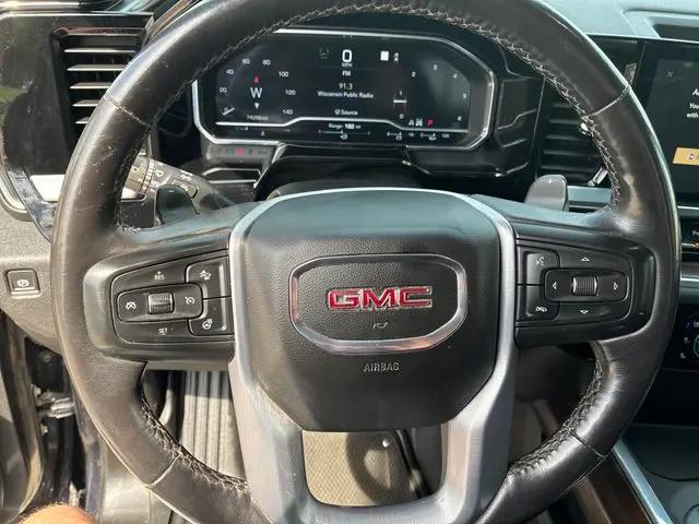 2022 GMC Sierra 1500 4WD Crew Cab Short Box SLT