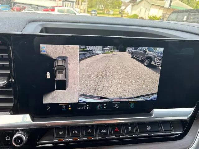 2022 GMC Sierra 1500 4WD Crew Cab Short Box SLT