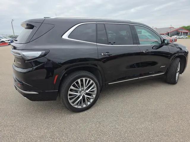 2025 Buick Enclave Avenir AWD
