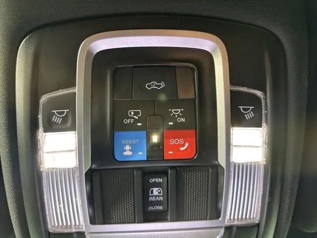 2025 Ram 3500 Limited Crew Cab 4x4 8' Box