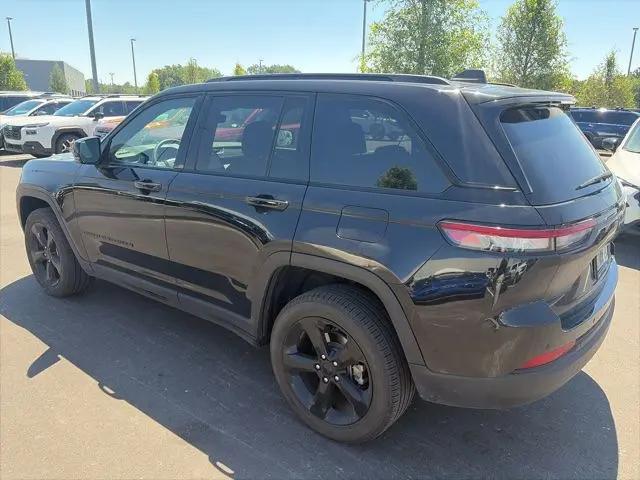 2024 Jeep Grand Cherokee Limited 4x2