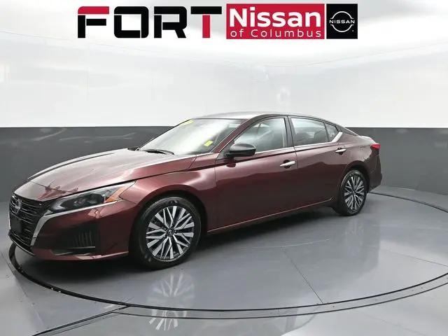 2025 Nissan Altima SV FWD
