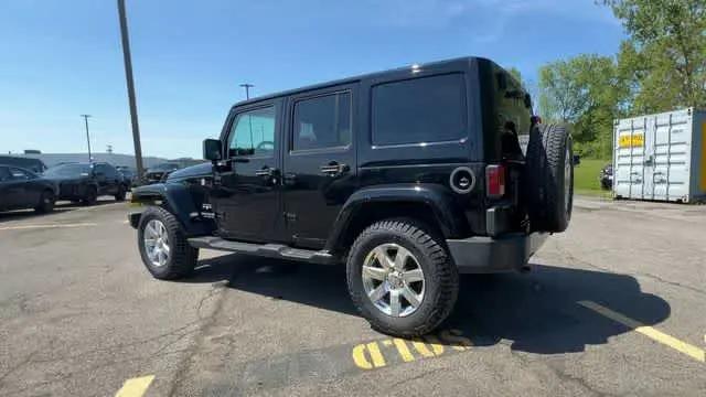 2016 Jeep Wrangler Unlimited Sahara