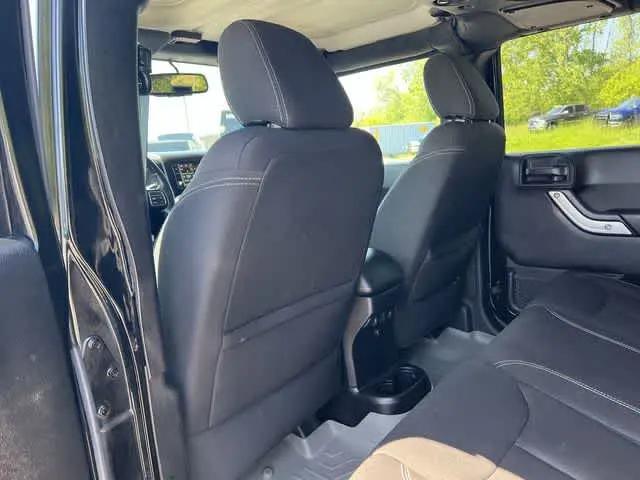 2016 Jeep Wrangler Unlimited Sahara