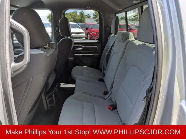 2022 Ram 1500 Big Horn Quad Cab 4x2 6'4" Box