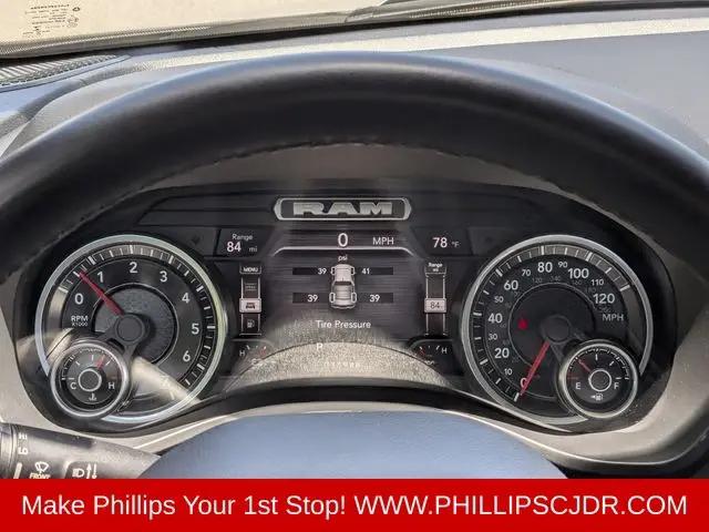 2022 Ram 1500 Big Horn Quad Cab 4x2 6'4" Box