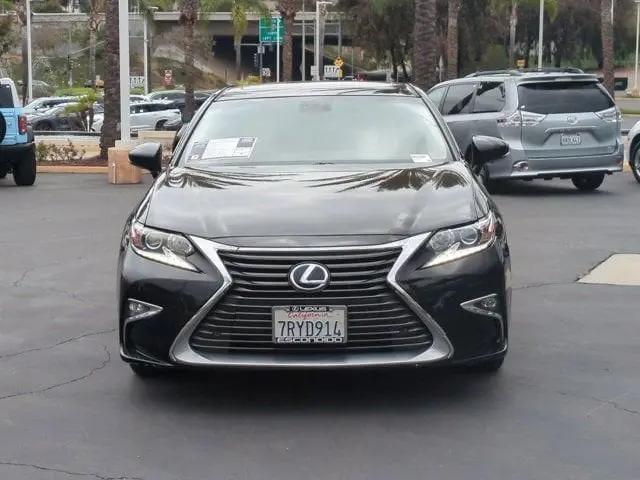 2016 Lexus ES 300h ES 300h
