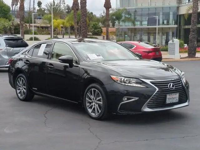 2016 Lexus ES 300h ES 300h