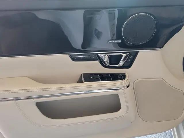 2014 Jaguar XJ XJL Portfolio