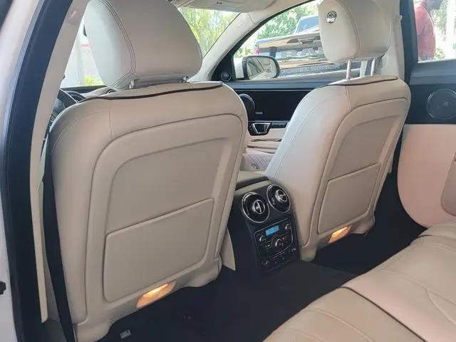 2014 Jaguar XJ XJL Portfolio