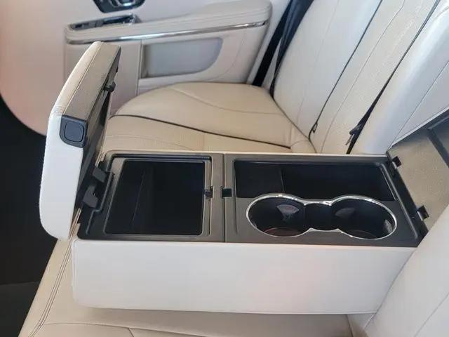 2014 Jaguar XJ XJL Portfolio