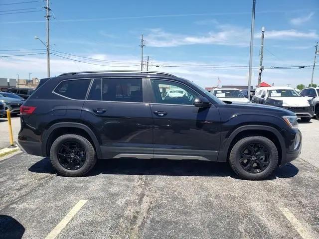 2026 Volkswagen Atlas Peak Edition