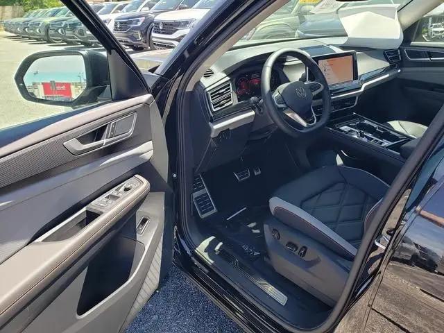 2026 Volkswagen Atlas Peak Edition