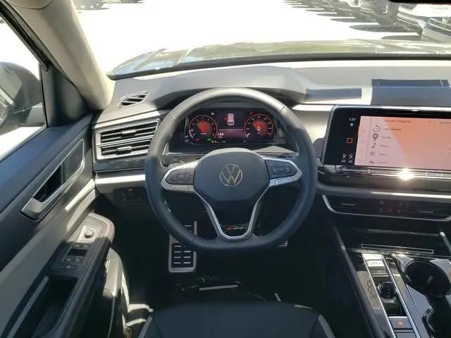 2026 Volkswagen Atlas Peak Edition