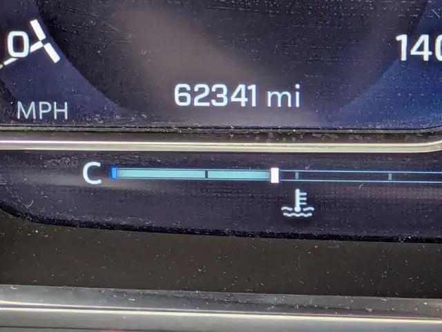 2024 Chevrolet Suburban 2WD LT