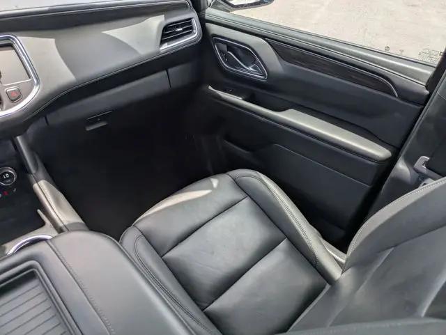 2024 Chevrolet Suburban 2WD LT