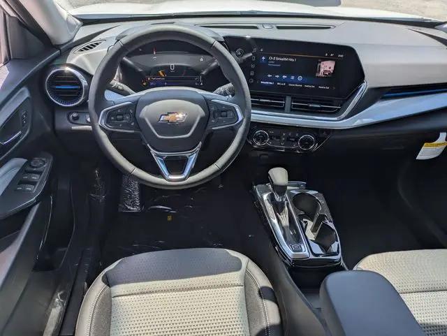 2026 Chevrolet Trax FWD LT