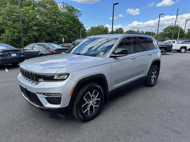 2025 Jeep Grand Cherokee Limited 4x4 for sale in Fairlawn, NJ