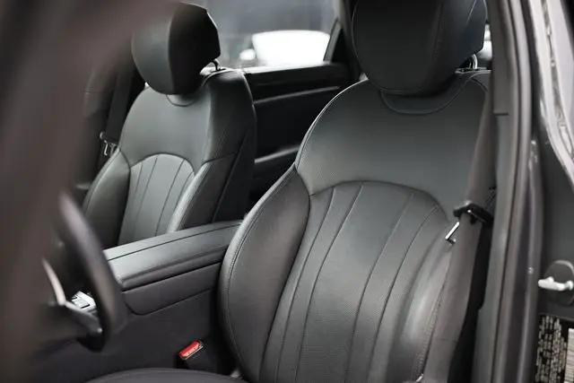 2020 Genesis G80 3.8 RWD