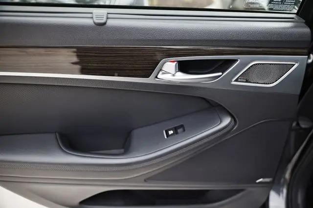 2020 Genesis G80 3.8 RWD