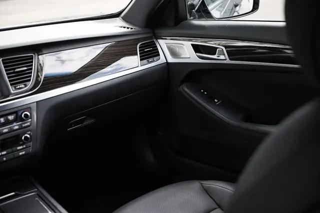 2020 Genesis G80 3.8 RWD