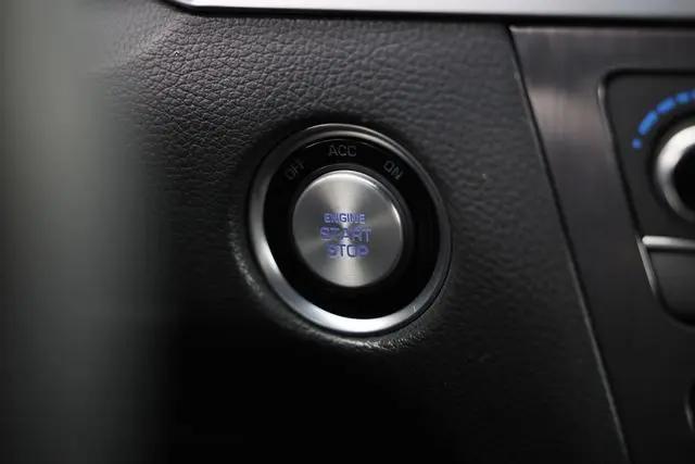 2020 Genesis G80 3.8 RWD