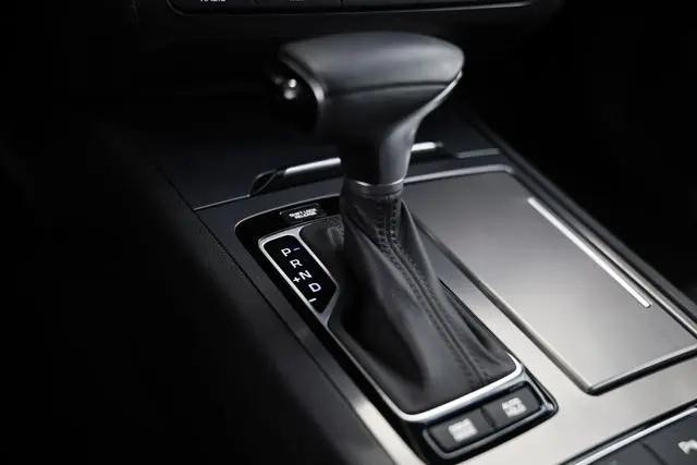 2020 Genesis G80 3.8 RWD