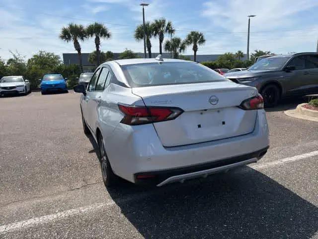 2024 Nissan Versa 1.6 SV