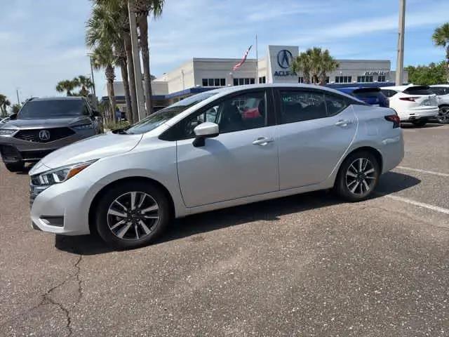 2024 Nissan Versa 1.6 SV