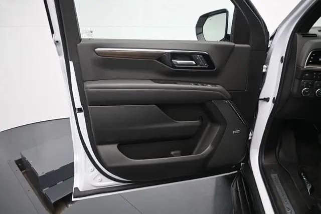 2026 Chevrolet Suburban High Country, 4WD