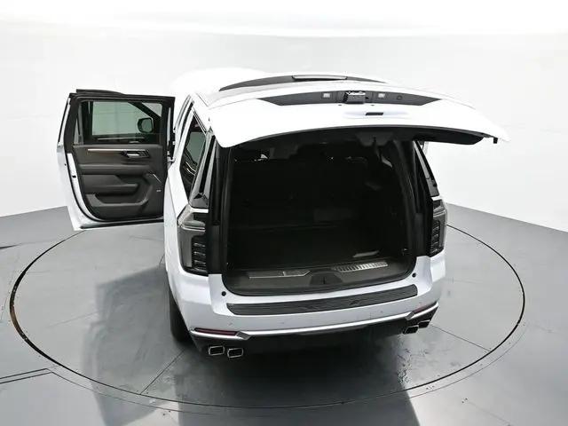 2026 Chevrolet Suburban High Country, 4WD