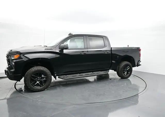 2026 Chevrolet Silverado 1500 4WD Crew Cab Short Bed Custom Trail Boss