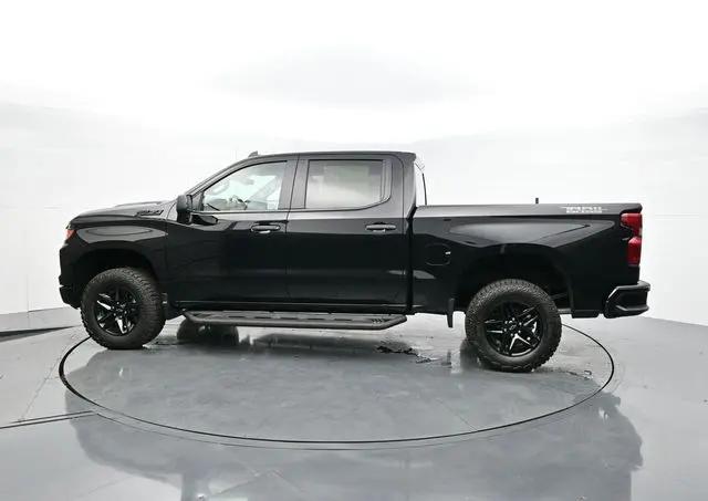2026 Chevrolet Silverado 1500 4WD Crew Cab Short Bed Custom Trail Boss