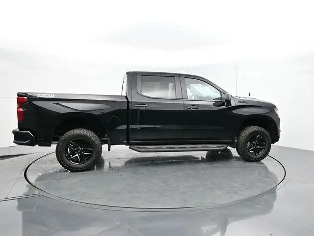 2026 Chevrolet Silverado 1500 4WD Crew Cab Short Bed Custom Trail Boss