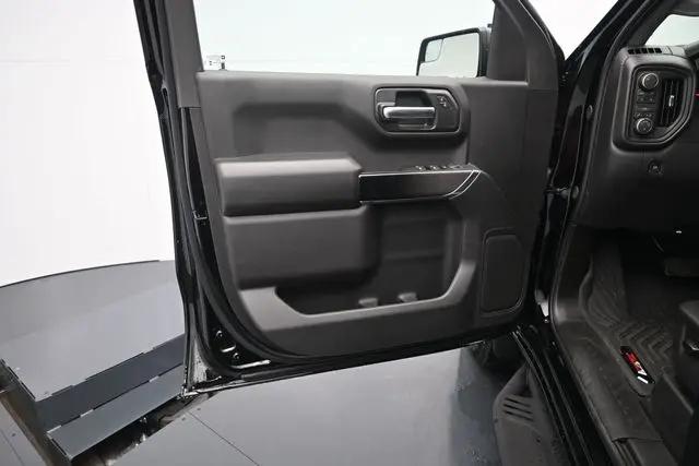 2026 Chevrolet Silverado 1500 4WD Crew Cab Short Bed Custom Trail Boss