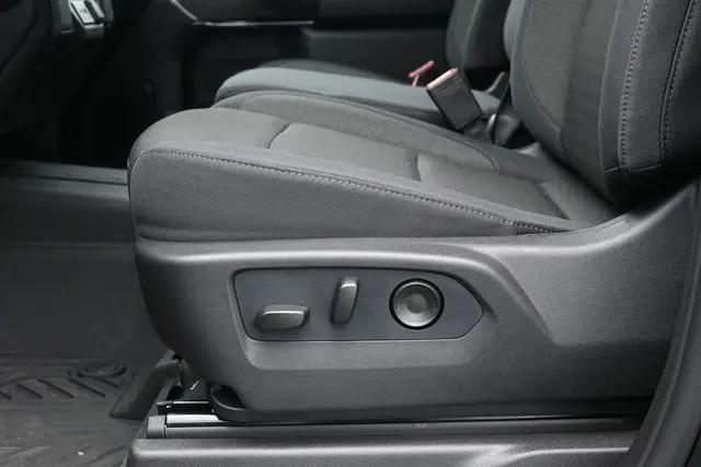 2026 Chevrolet Silverado 1500 4WD Crew Cab Short Bed Custom Trail Boss