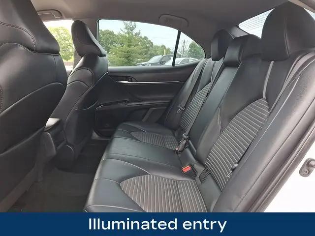 2020 Toyota Camry SE